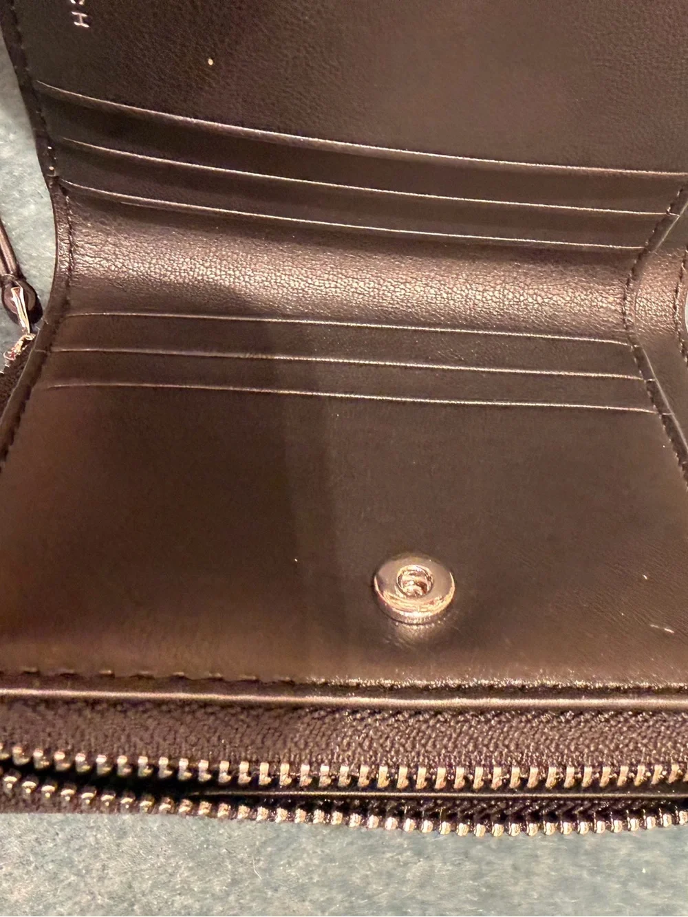Tory Burch black patten Compact Wallet Thea smooth new with tag